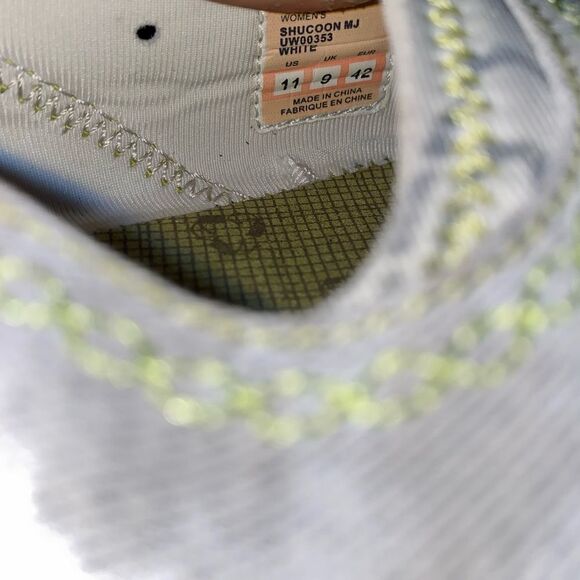 Cushe Shucoon Mary Jane Active Sneaker Women’s Size 11/42EU Slip-on Surfer - Picture 7 of 9